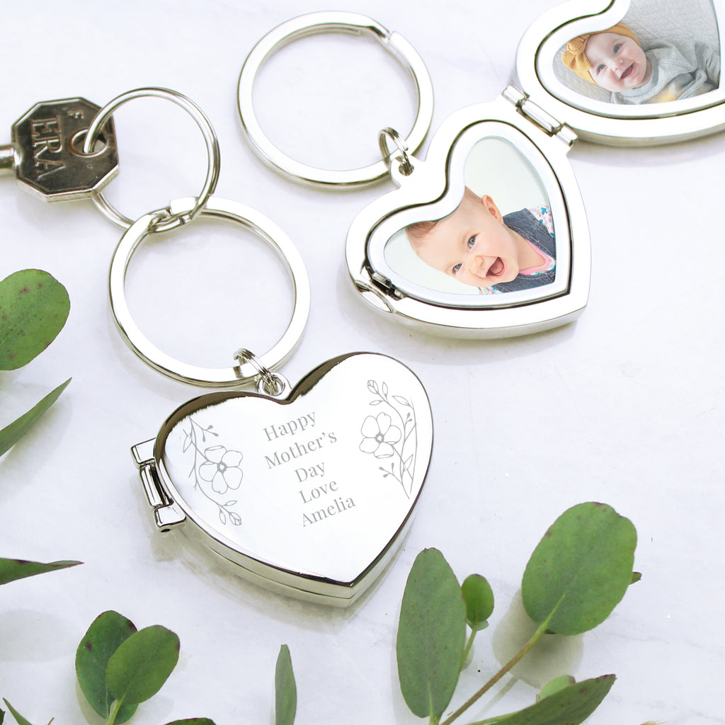 Personalised Floral Heart Photo Frame Keyring - Buy Keepsakes at GiftMasters.co.uk