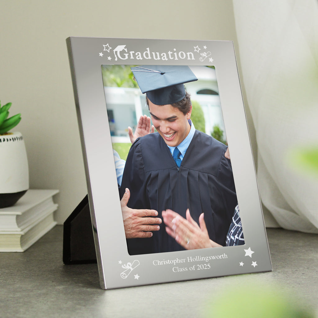 Personalised Graduation Confetti 5x7 Silver Photo Frame - Buy Photo Frames, Albums and Guestbooks at GiftMasters.co.uk