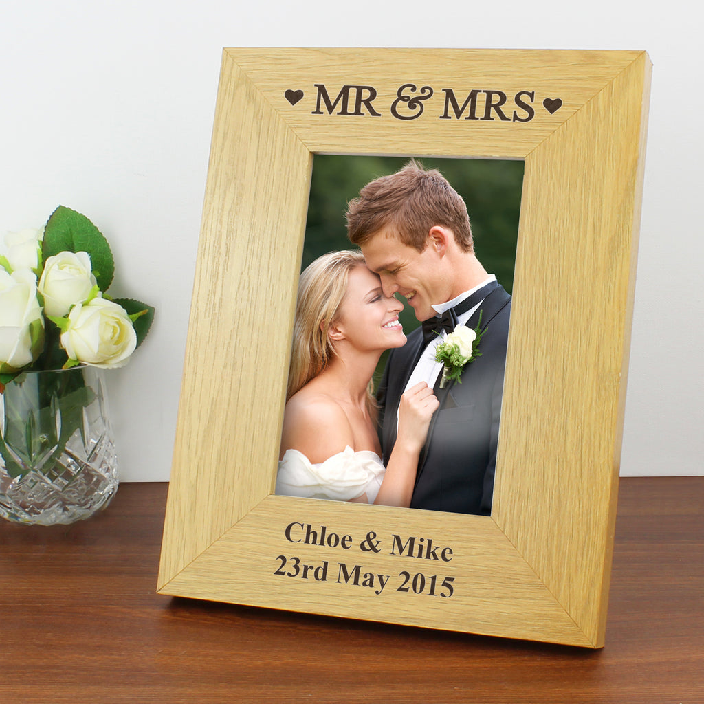 Personalised Oak Finish 6x4 Mr & Mrs Photo Frame - Buy Photo Frames, Albums and Guestbooks at GiftMasters.co.uk