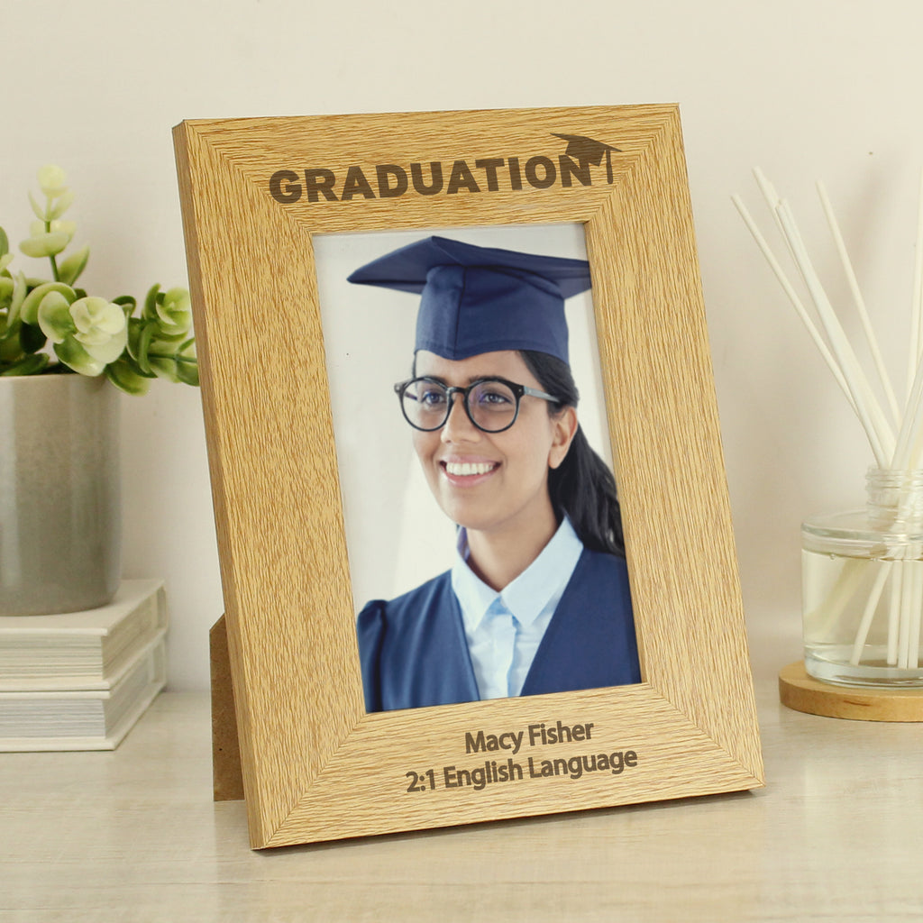 Personalised Graduation 6x4 Oak Finish Photo Frame - Buy Photo Frames, Albums and Guestbooks at GiftMasters.co.uk
