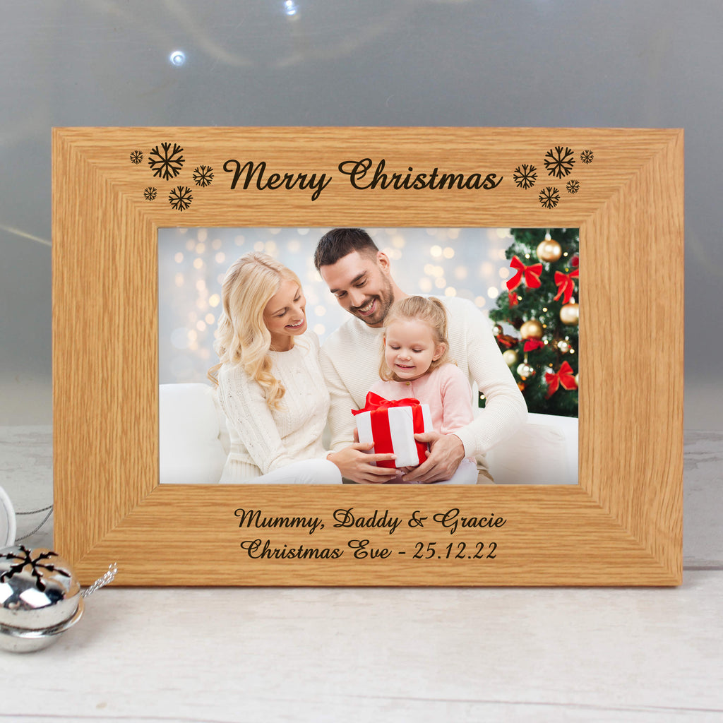 Personalised Oak Finish 6x4 Snowflake Photo Frame - Buy Photo Frames, Albums and Guestbooks at GiftMasters.co.uk