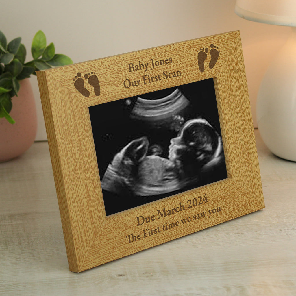 Personalised Oak Finish 6x4 Landscape Baby Footprints Photo Frame - Buy Photo Frames, Albums and Guestbooks at GiftMasters.co.uk