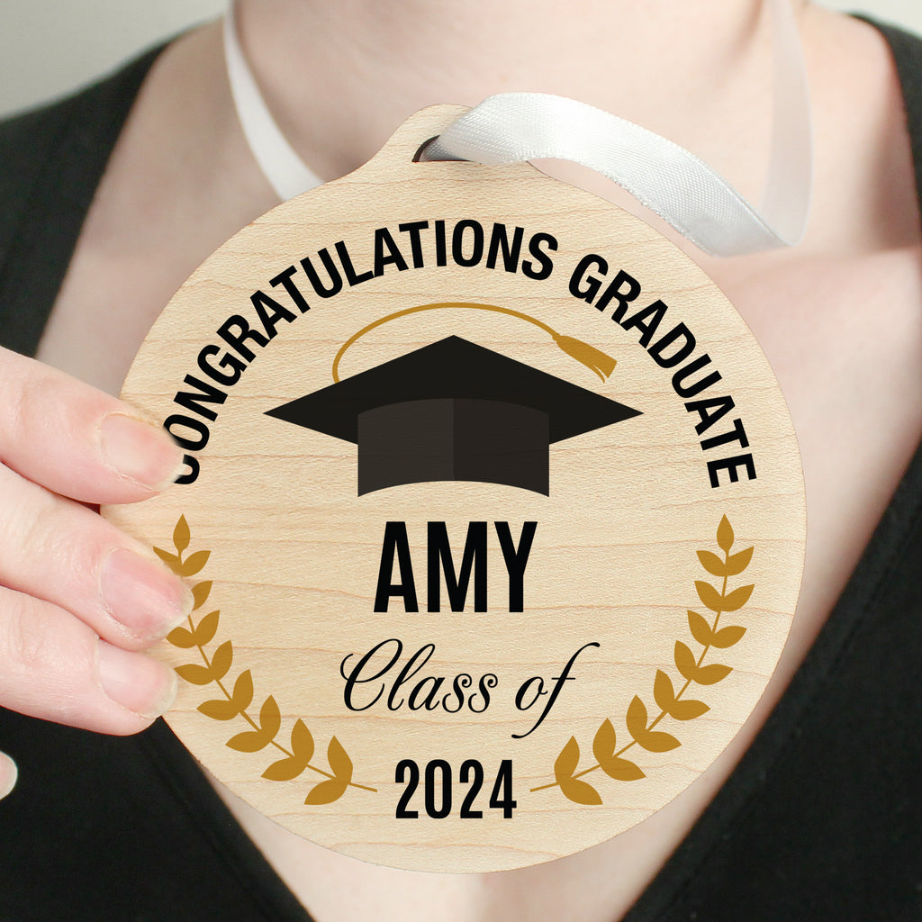 Personalised Graduation Round Wooden Decoration - Buy Keepsakes at GiftMasters.co.uk