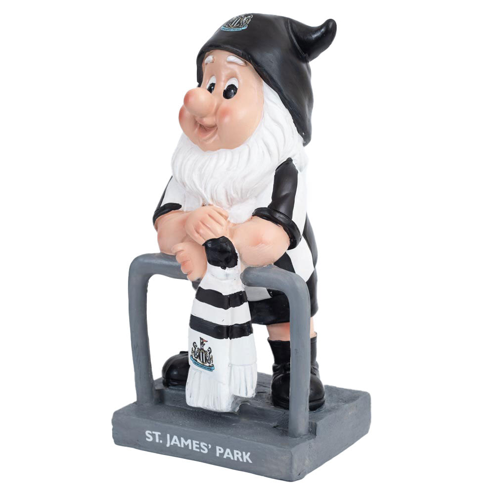 Newcastle United FC Terrace Gnome - Buy Garden at GiftMasters.co.uk