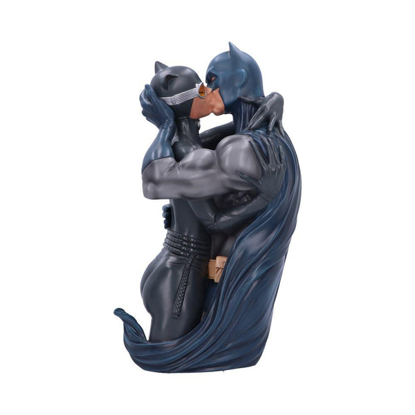 Batman & Catwoman Bust 30cm Ornament - GiftMasters.co.uk