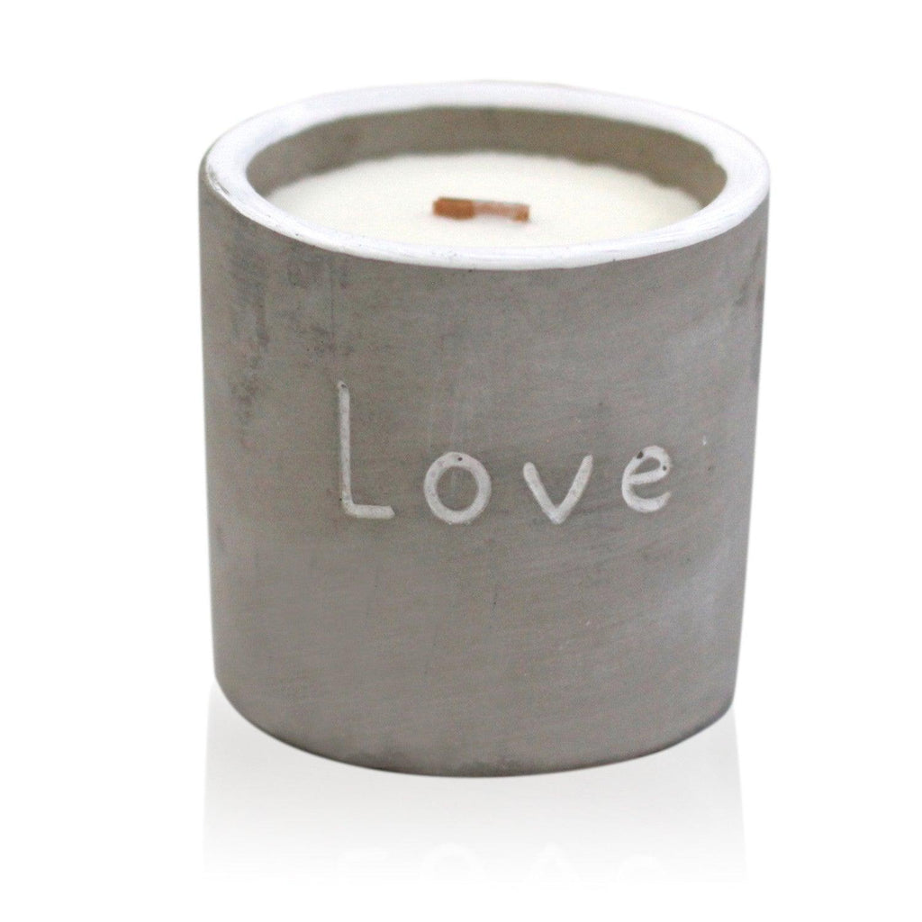 Med Pot - Love - Purple Fig & Casis - Buy 0.5 at GiftMasters.co.uk