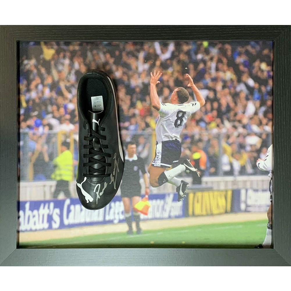 Tottenham Hotspur FC Gascoigne Signed Boot (Framed) - Buy Gloves & Boots at GiftMasters.co.uk