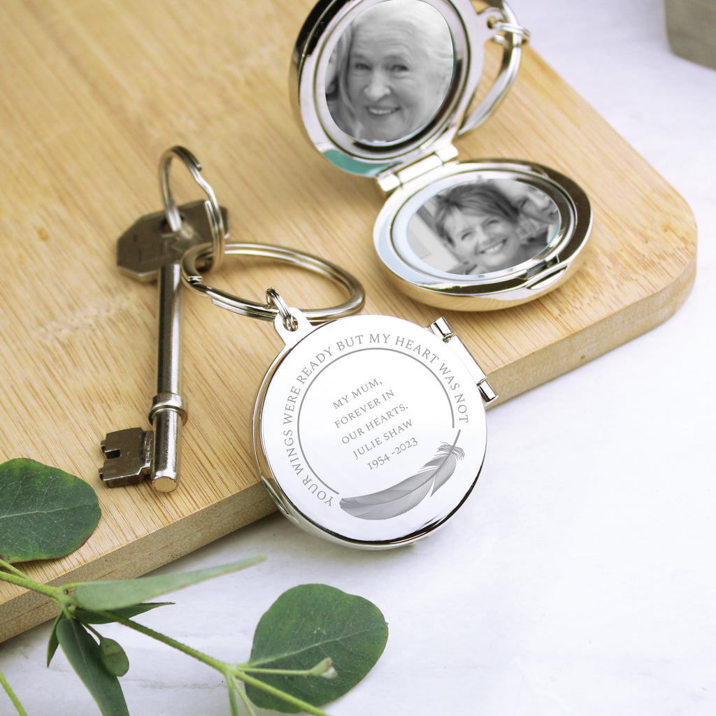 Personalised In Loving Memory Round Photo Keyring - Buy Keepsakes at GiftMasters.co.uk