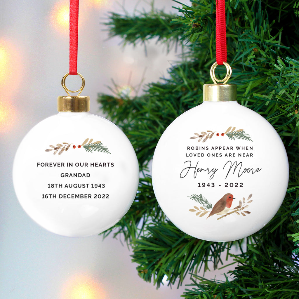 Personalised Robin Bauble - Buy Hanging Decorations & Signs at GiftMasters.co.uk