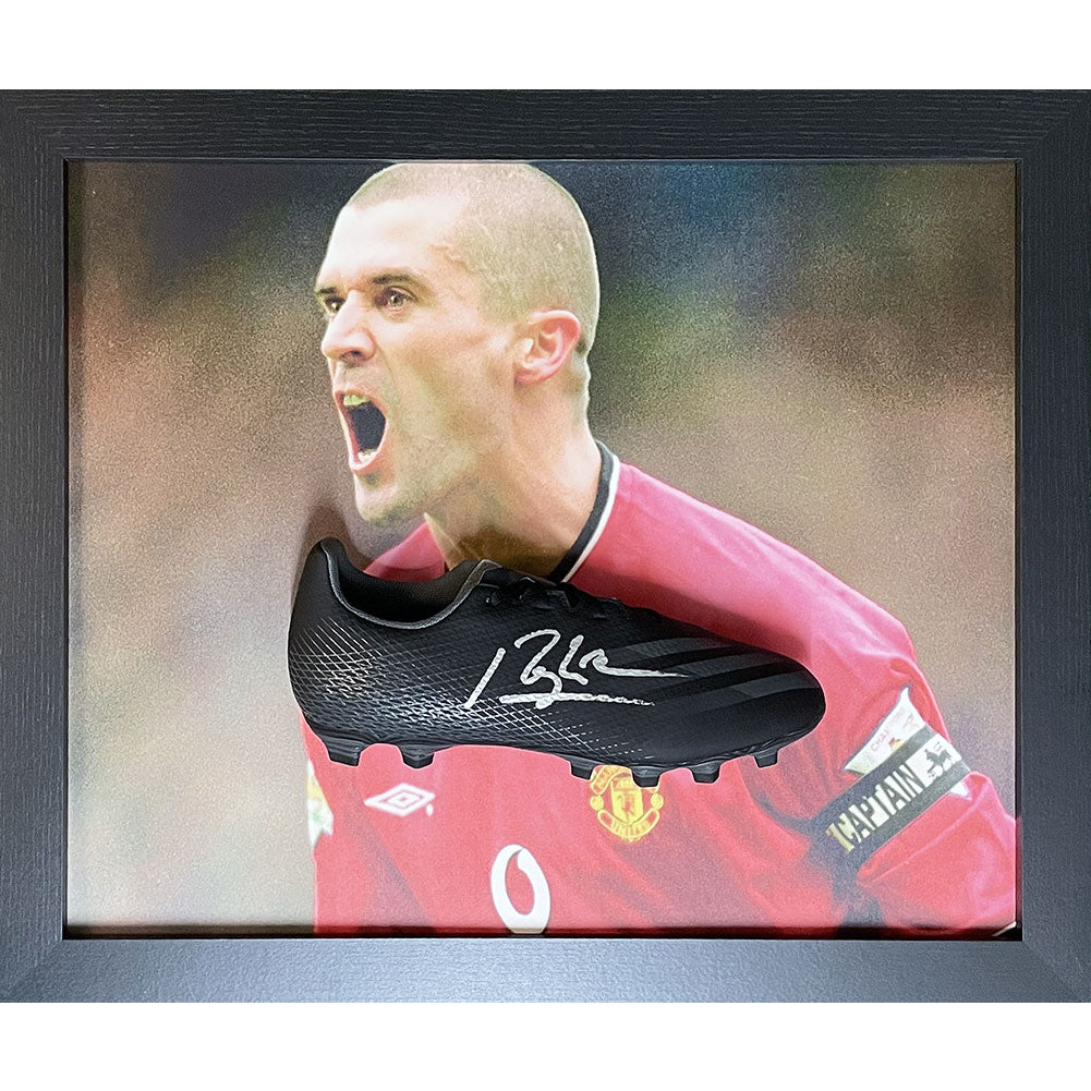 Manchester United FC Keane Signed Boot (Framed) - Buy Gloves & Boots at GiftMasters.co.uk