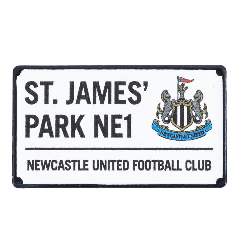 Newcastle United FC Street Sign Badge - Buy Badges at GiftMasters.co.uk