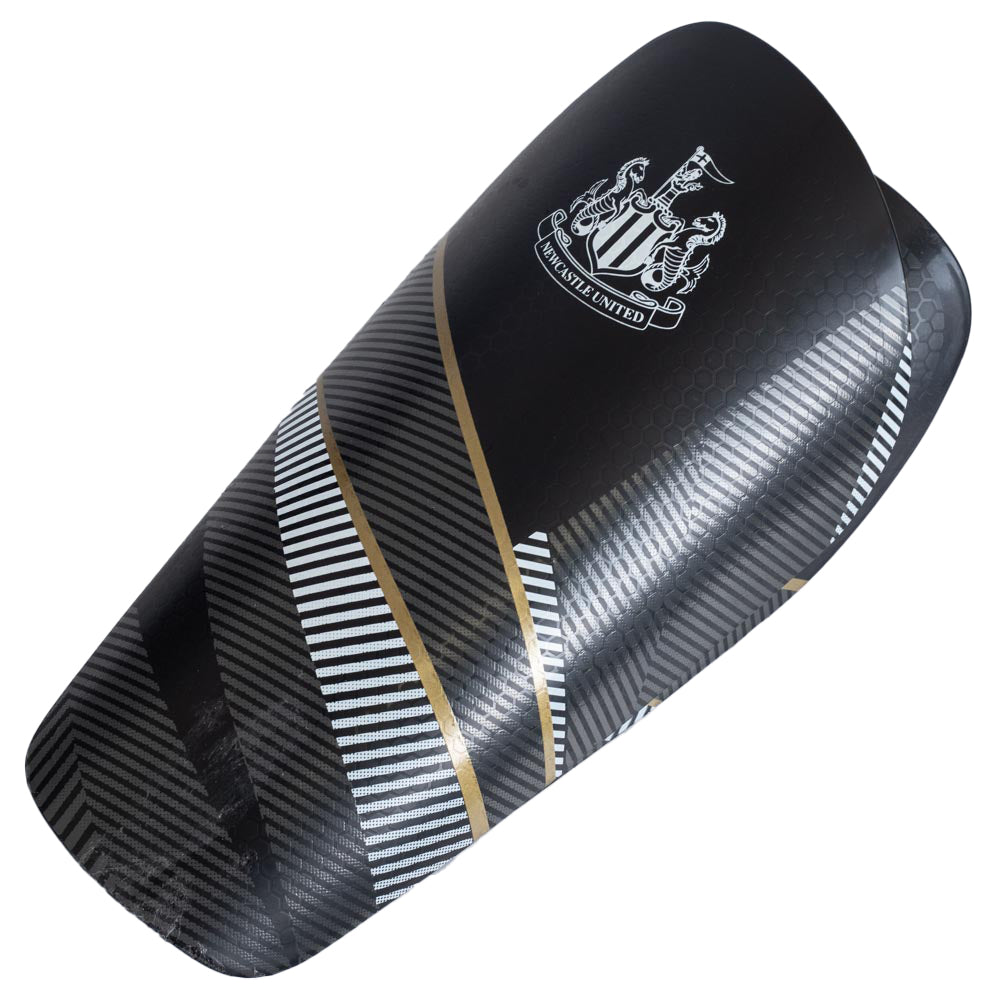 Newcastle United FC Fuse Shin Pads Youths - Buy Gloves & Shin Pads at GiftMasters.co.uk