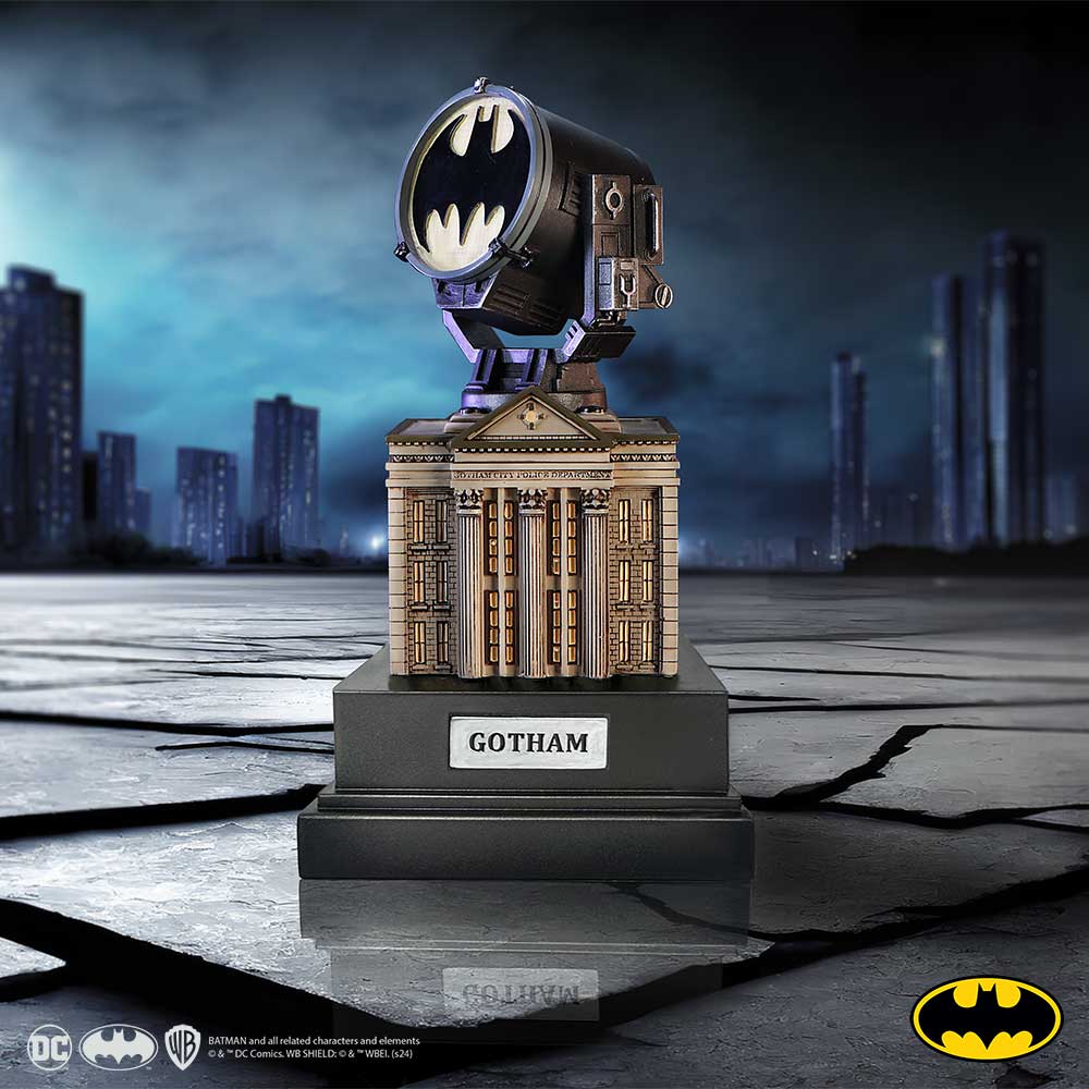 DC Gotham City Police Department 22cm Ornament - Buy Figurines Medium (15-29cm) at GiftMasters.co.uk