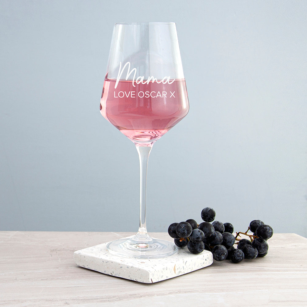 Mum's Personalised Wine Glass - Buy Glass Wine at GiftMasters.co.uk