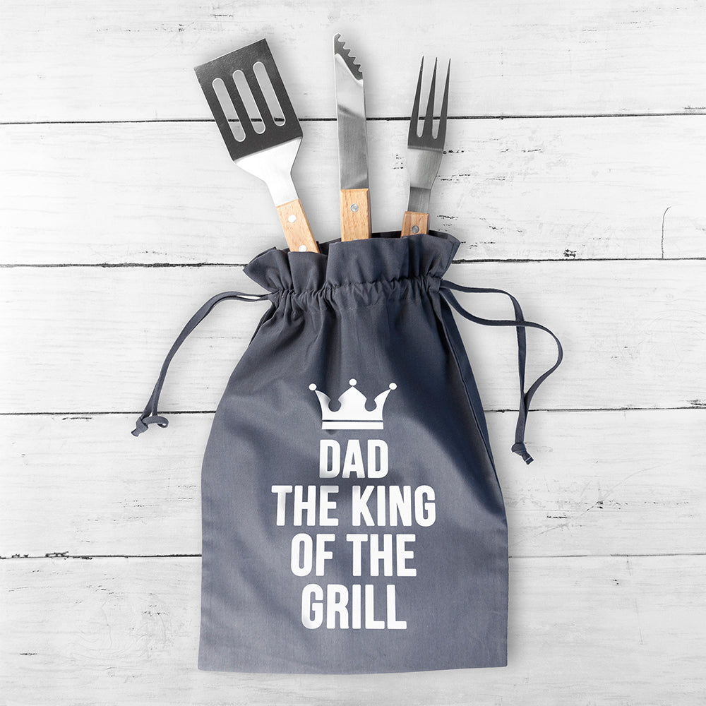 Personalised Dad is King Of The Grill BBQ Tools Set - Buy Textile Bags at GiftMasters.co.uk